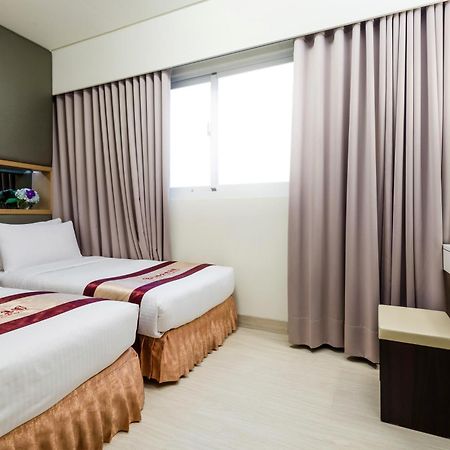 Harmonious Hotel Каосюн Екстериор снимка